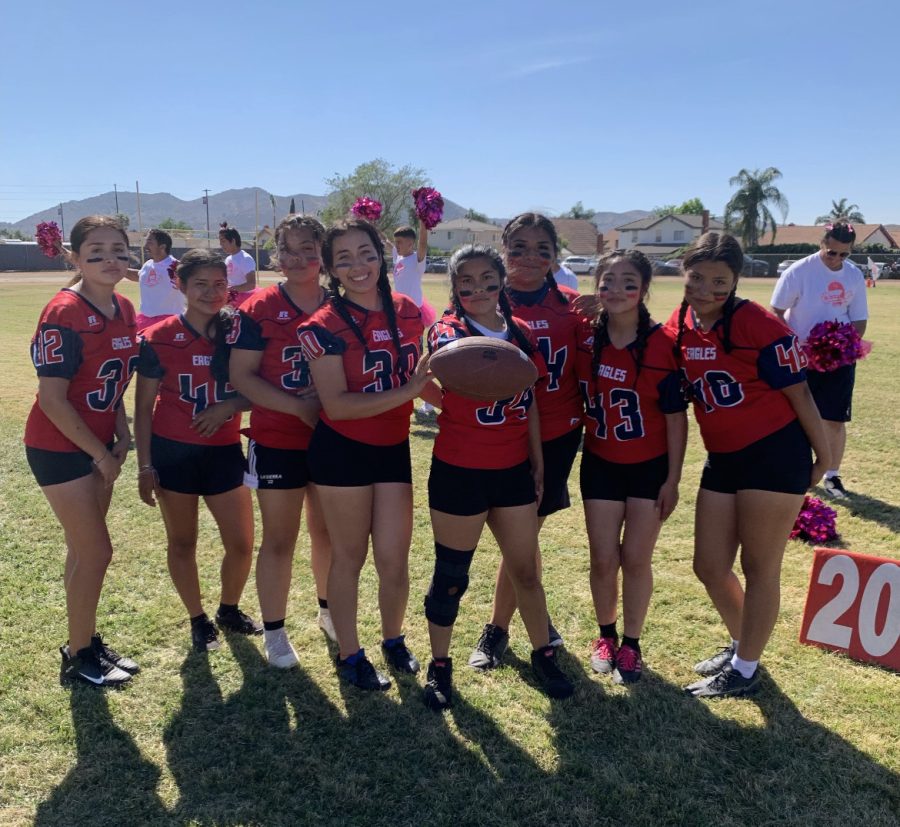 The last senior activity comes to an end as the seniors and juniors go against each other in a friendly competition of flag football, known as powderpuff, carrying on the memory of the powderpuff tradition.