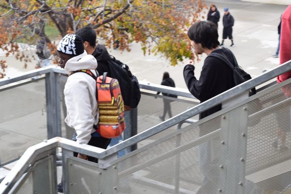 Students are seen making their way to their next class before the bell.

1/23/24  Written and photographed by Nicolas Macias